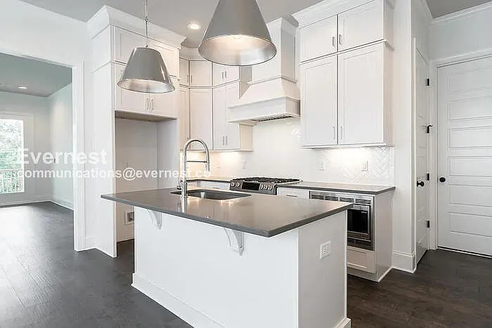 6525 Mercomatic Ct — Photo 2