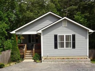 152 Victoria Springs Dr, Flat Rock, NC 28731