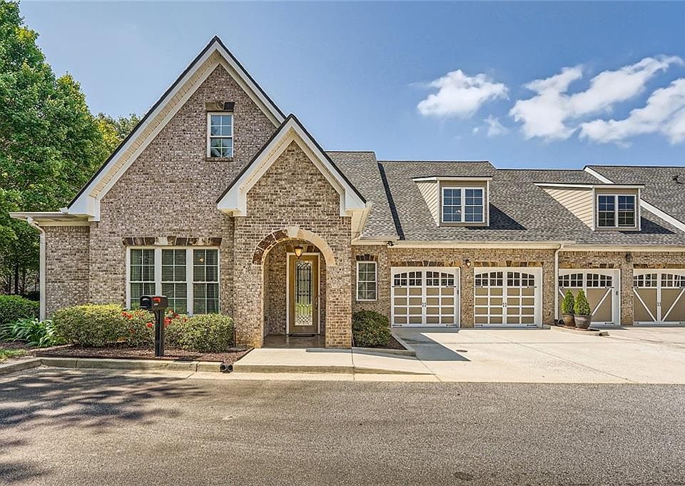 1st image of 2274 Sandy Oaks Dr