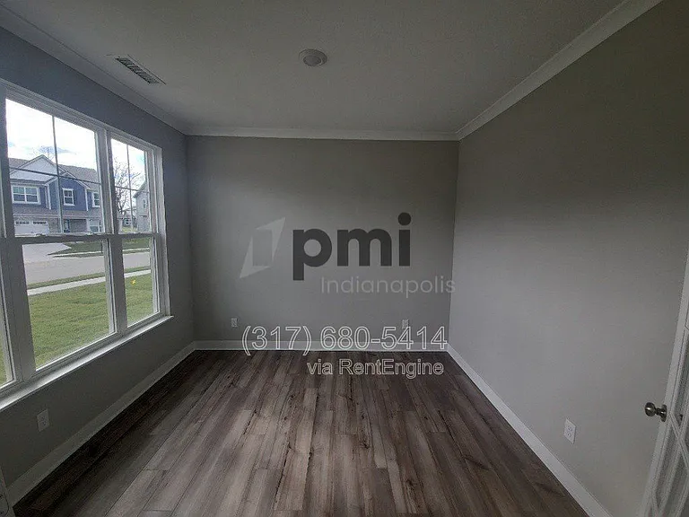 3546 Merchmont Rd — Photo 4