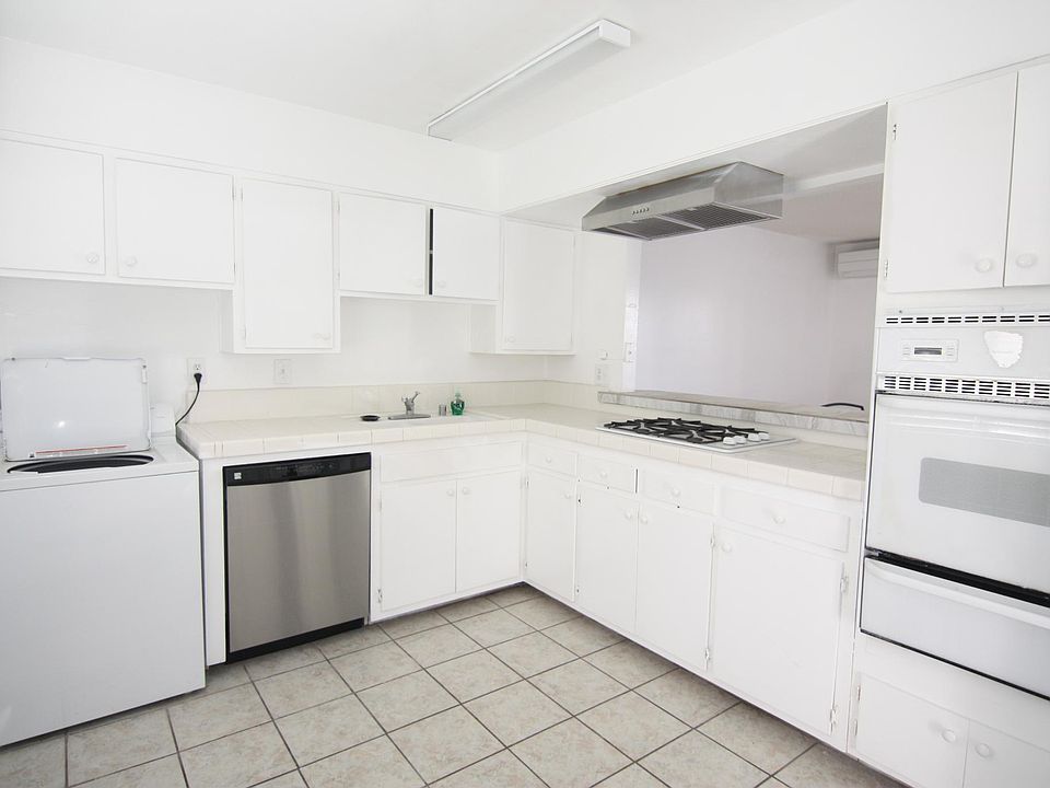 1st image of 275 Cabrillo St #A