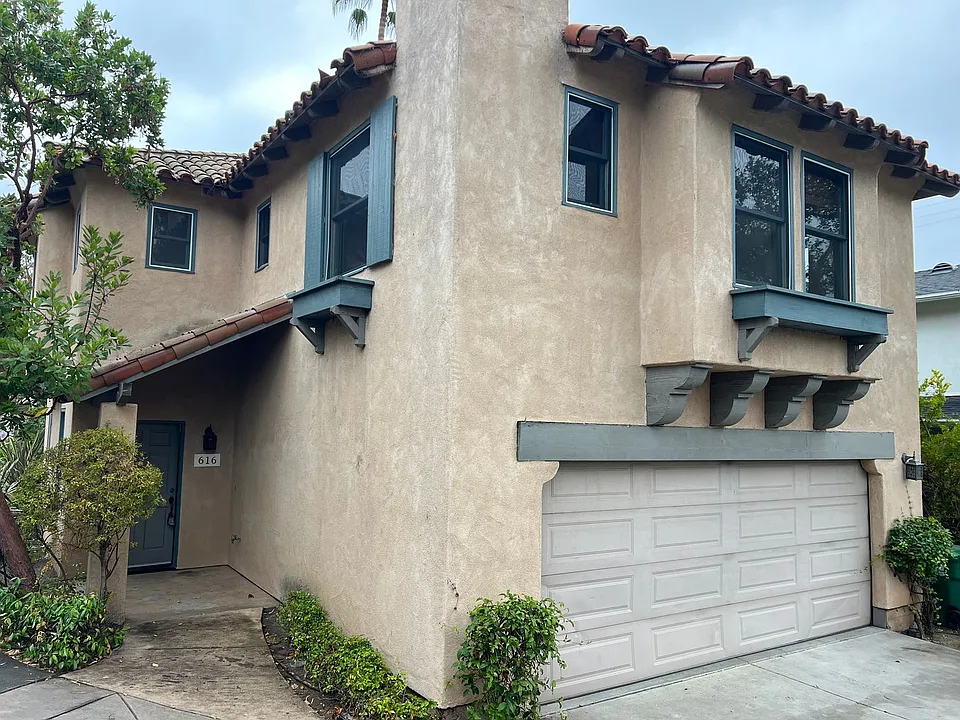 616 N Voluntario St