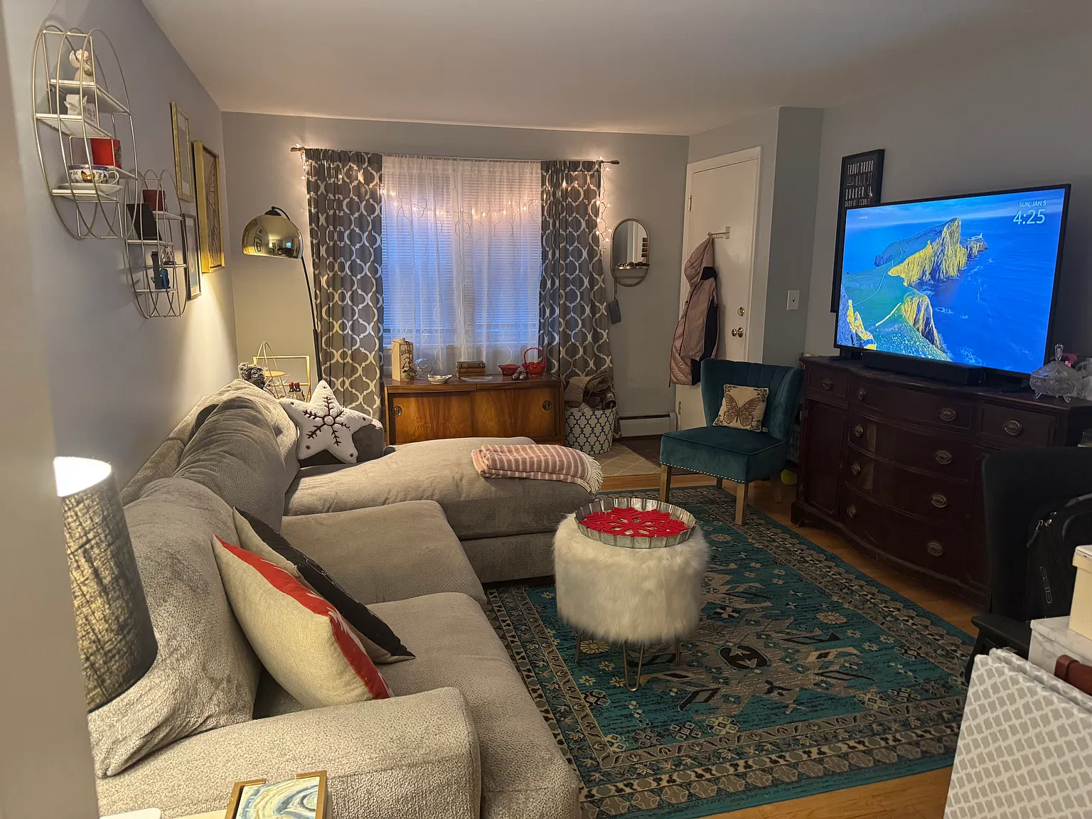 8 Manchester Cir — Photo 2