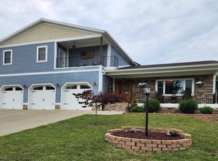 121 Eldorado Dr, Marietta, OH 45750