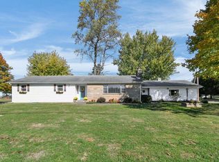 164 Dry Creek Rd, Newark, OH 43055