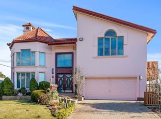 102 Erie Ave, Atlantic Beach, NY 11509