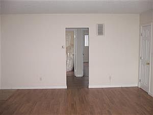 2nd image of 5308 Riverton Ave APT 3