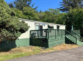 175 Bonnie Ln, Crescent City, CA