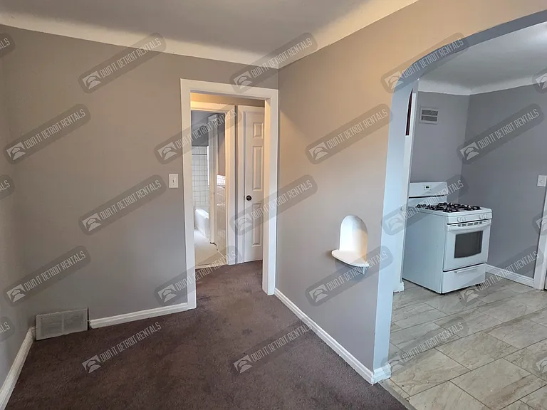5919 Balfour Rd — Photo 16