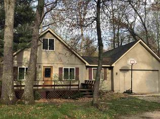 206 Marigold Ln, Houghton Lake, MI