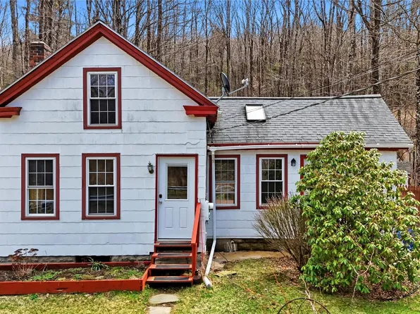 3186 Main St, Becket, MA 01223