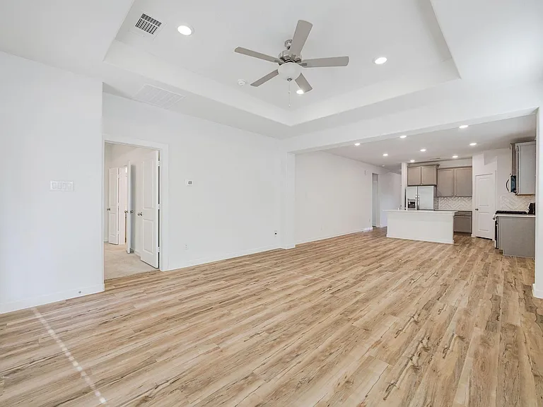 21647 Alberta Forest Cir — Photo 10