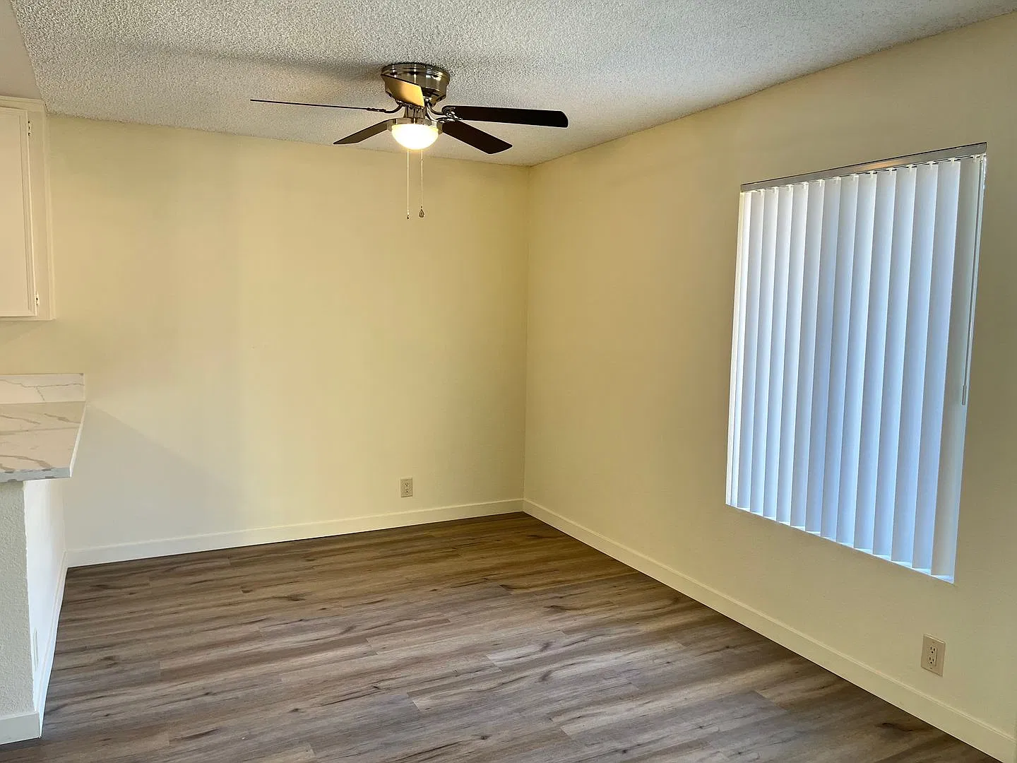 Large two-story townhouse with 3 bedrooms and 2 full baths and a private patio — Photo 4