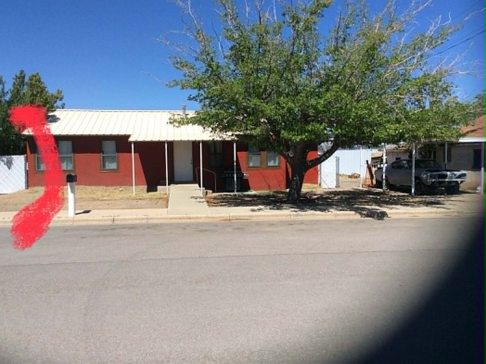 1st image of 305 W 6th St