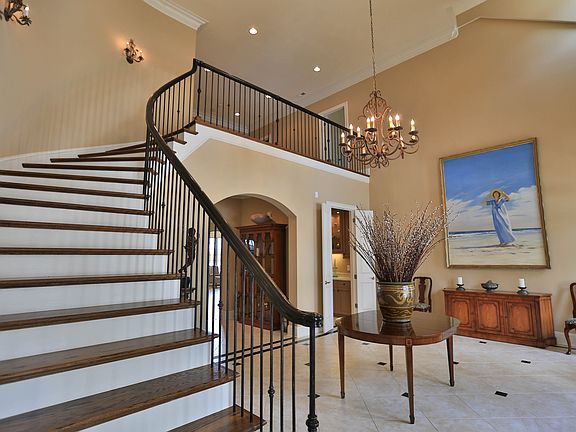 2nd image of 3248 Ashwood Park Dr