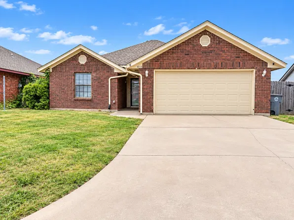 4018 SW Mesquite Dr, Lawton, OK 73505