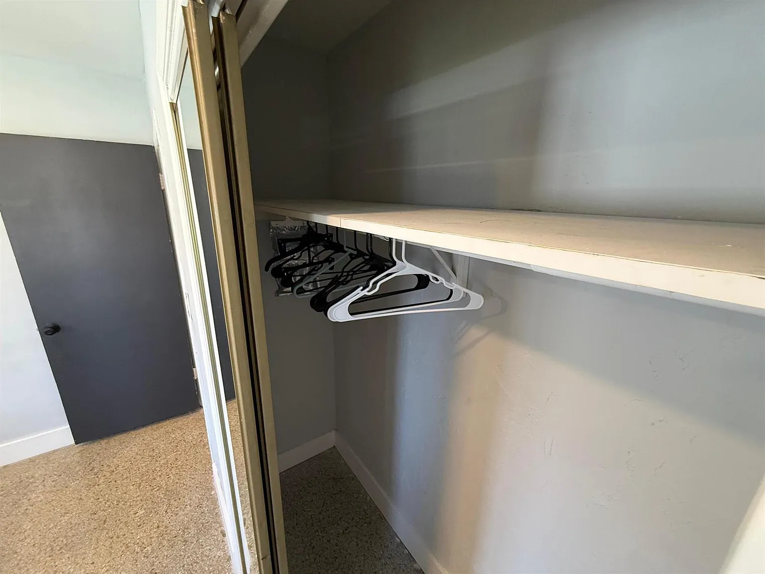 2 bed, 1347 sqft, $3,000 — Photo 4