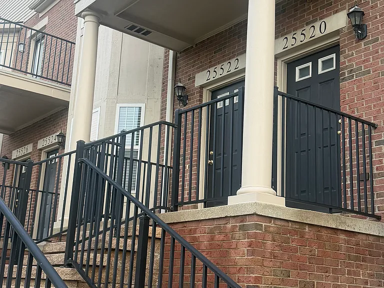 25522 Portico Ln — Photo 22