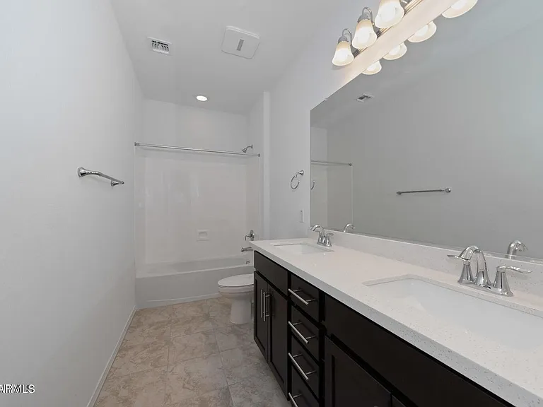 19793 W Earll Dr — Photo 34