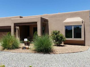 7527 Kachina Loop, Santa Fe, NM 87507