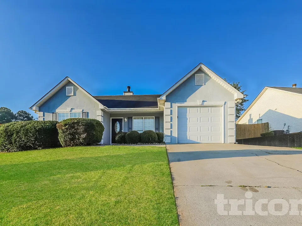 311 Village Ln
