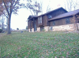 3320 Oak Park Dr, Saline, MI 48176