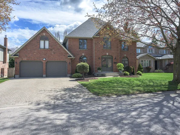62 Carriage Hill Dr, London, ON N5X 3W7