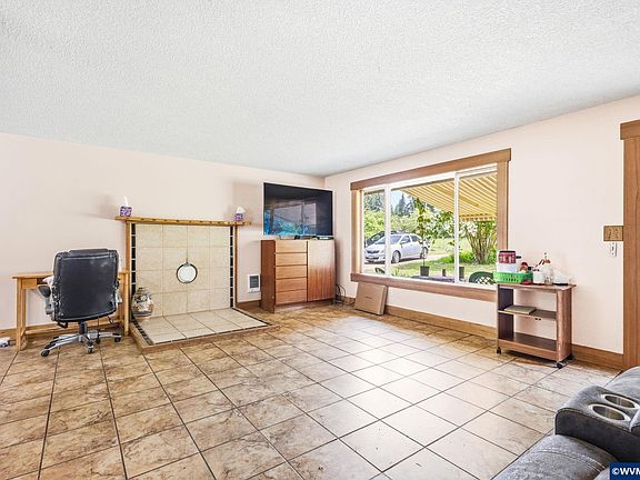 5th image of 34938 Ede Rd