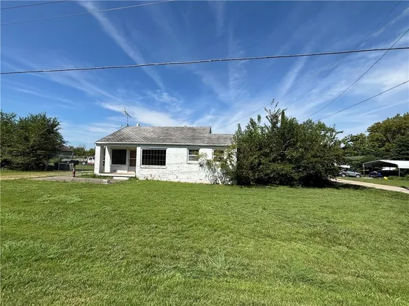 1812 S Margrave St, Fort Scott, KS 66701