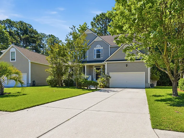 1152 Willoughby Ln — Photo 2