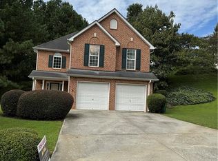 1221 Oak Knoll Ct, Lithonia, GA 30058