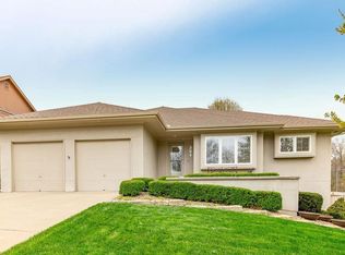 304 NW 51st St, Kansas City, MO 64118