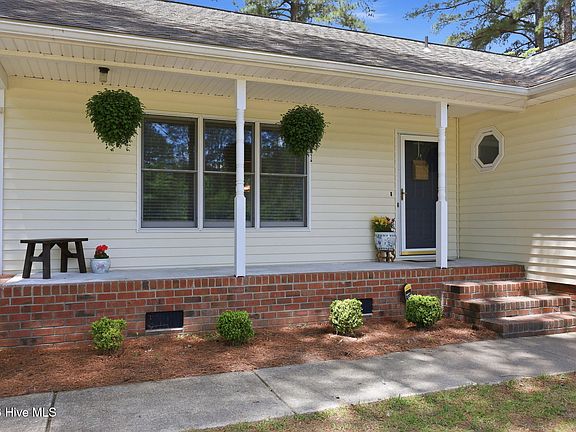 4th image of 1524 Batts Circle