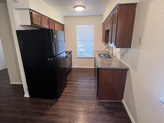 4th image of 1117 Burkett St APT A