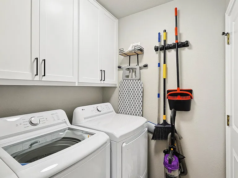915 Santa Fe Dr — Photo 28