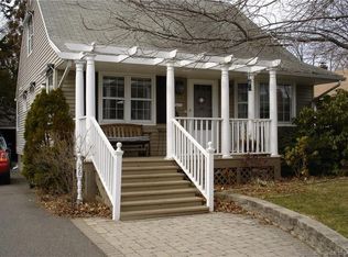 26 Doane St, Manchester, CT 06042