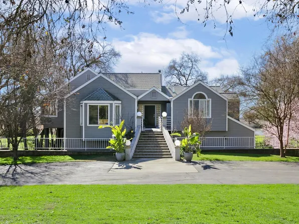 5751 Garden Hwy, Sacramento, CA 95837