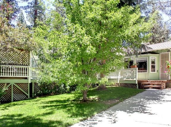 2nd image of 934 Menlo Dr