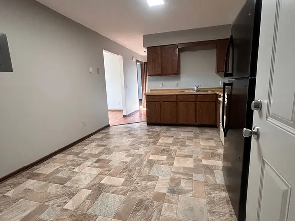 1055 Imperial Circle, 1055 Imperial Cir #6, Eau Claire, WI 54701