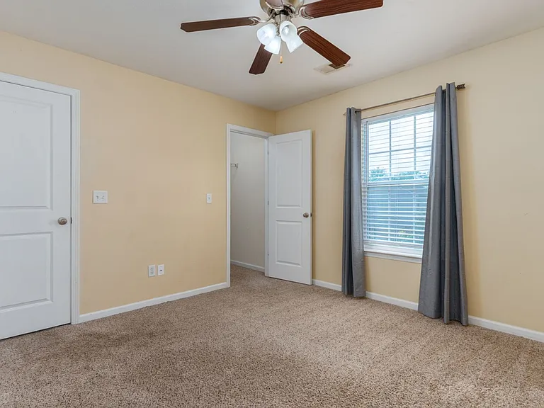 262 Whitton Ln — Photo 20