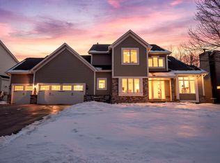 8565 Upland Ln N, Maple Grove, MN 55311