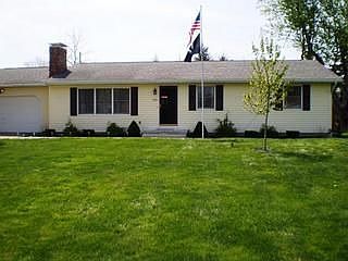 1st image of 125 Gregory Dr