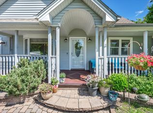 70 Birchwood Dr, Middletown, CT 06457