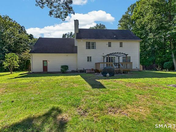 3rd image of 28 Tanglewood Drive