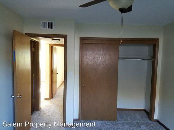 5th image of 4355 Lincoln Way APT C
