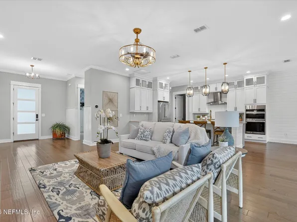 48 MATTHEWS Lane, Ponte Vedra Beach, FL 32082