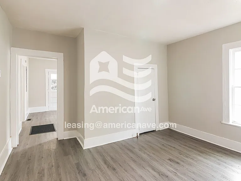973524_006_living_room_6.jpg