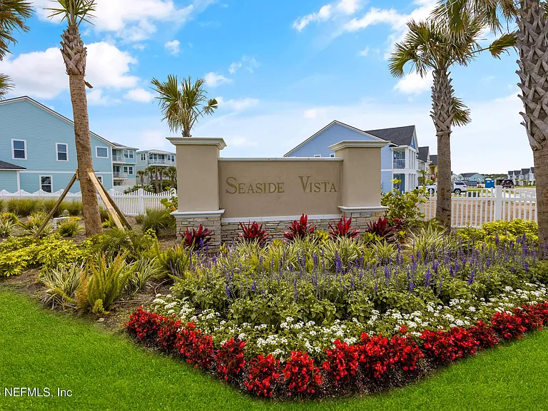 205 Seaside Vista Court St — Photo 32