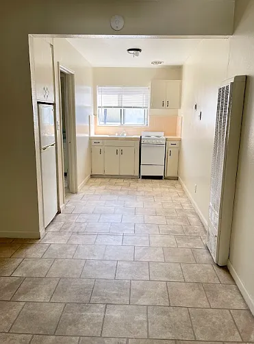 132 W 18th St APT 13 photo 1