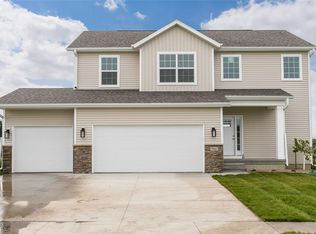5061 Prairie Trl, Marion, IA 52302